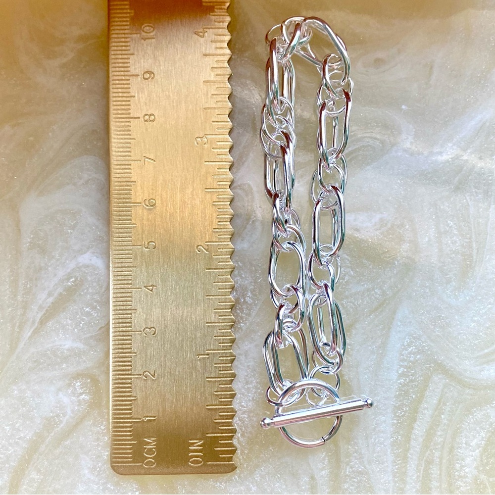 Silver Chain Toggle Bracelet - Women Jewelry - Picture 2 of 4